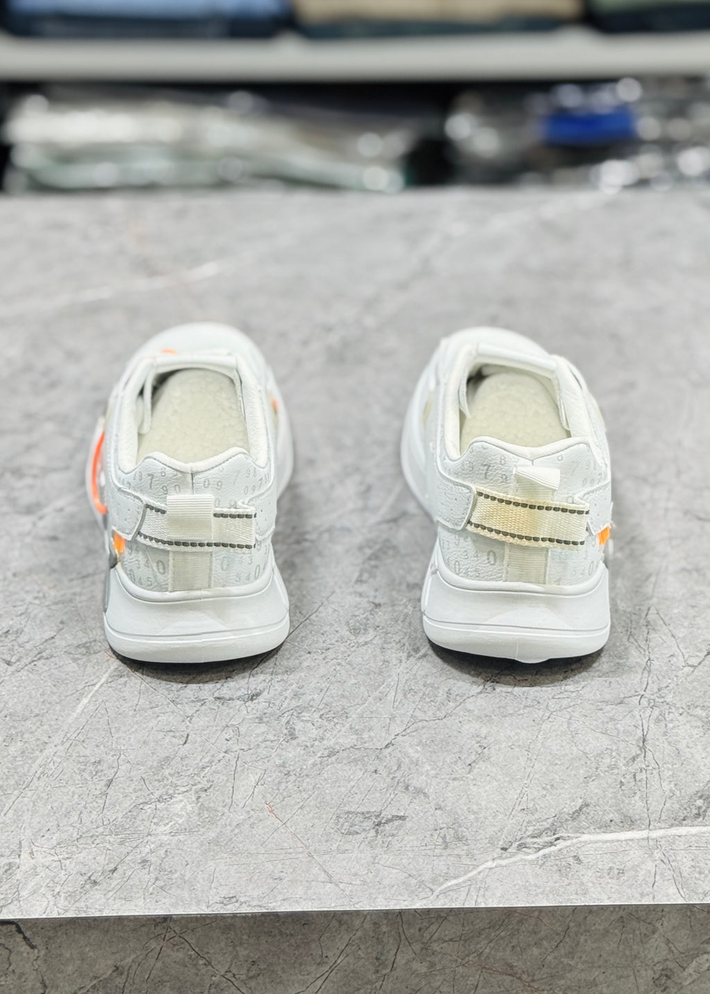 FA BA97 WHITE ORANGE SNEAKERS