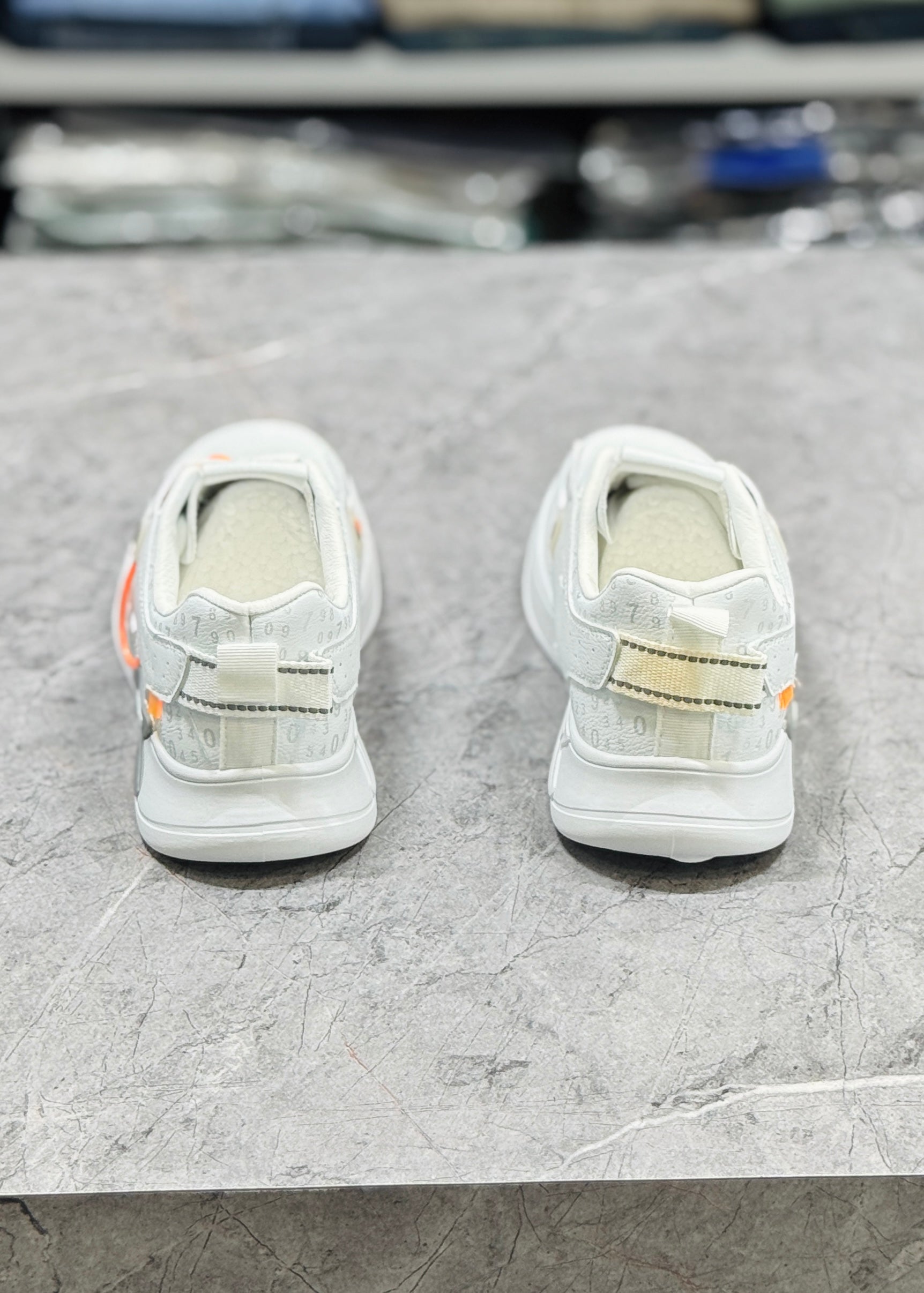 FA BA97 WHITE ORANGE SNEAKERS