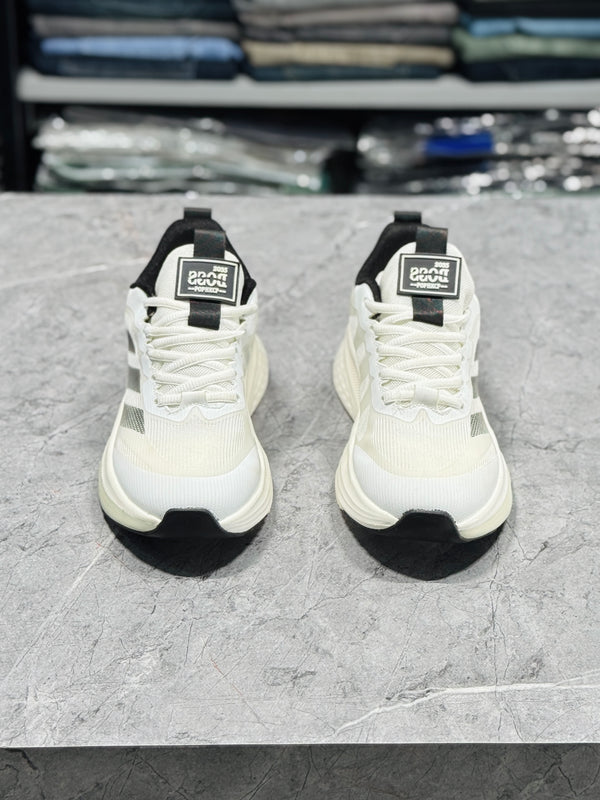 FA KMS-70 WHITE IMPOTED SPORTS SHOES
