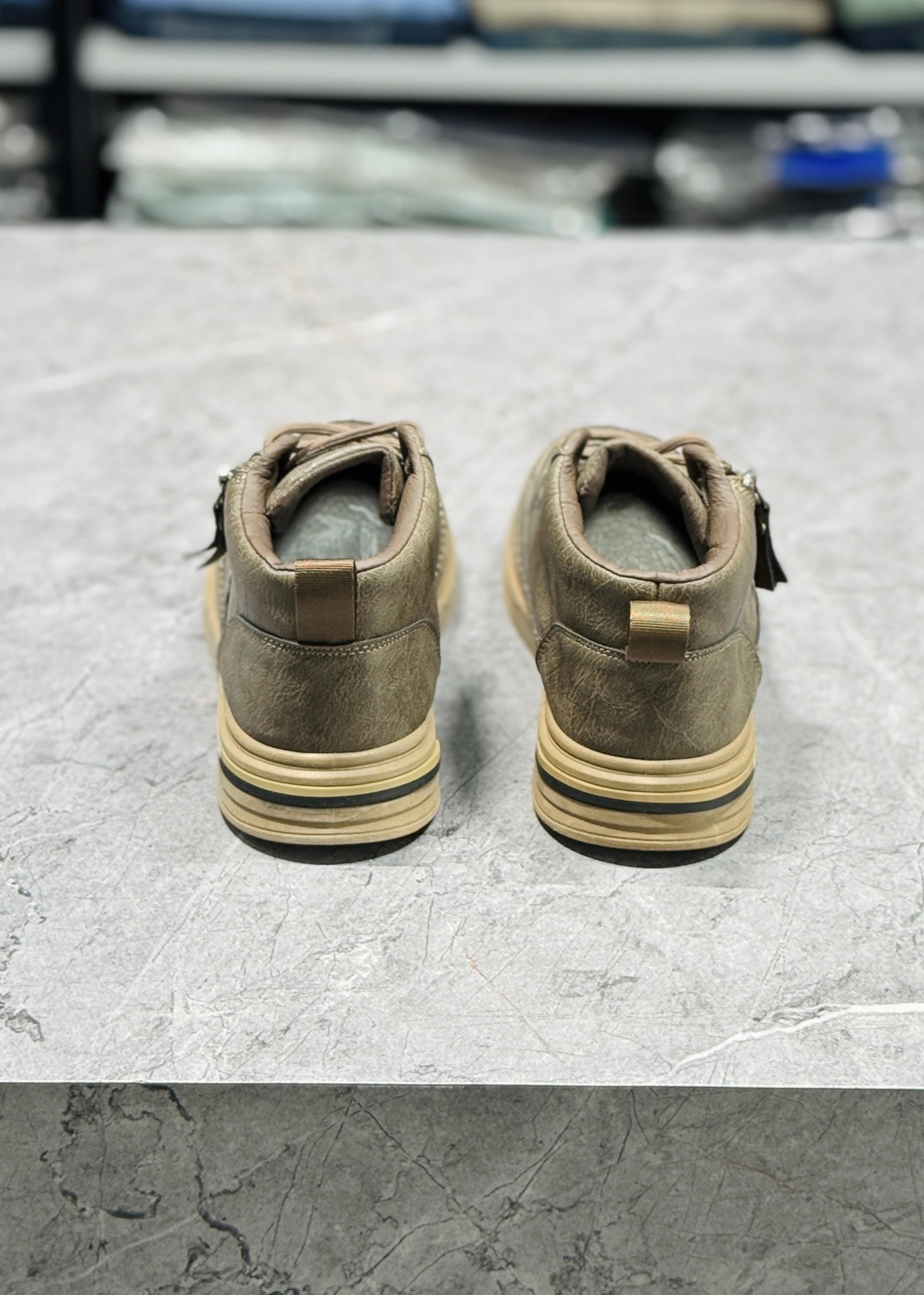 FA MB-250 SNEAKERS