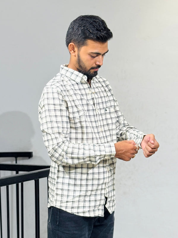 GNT-C1112 CLASSIC LOOK BLACK SHIRT