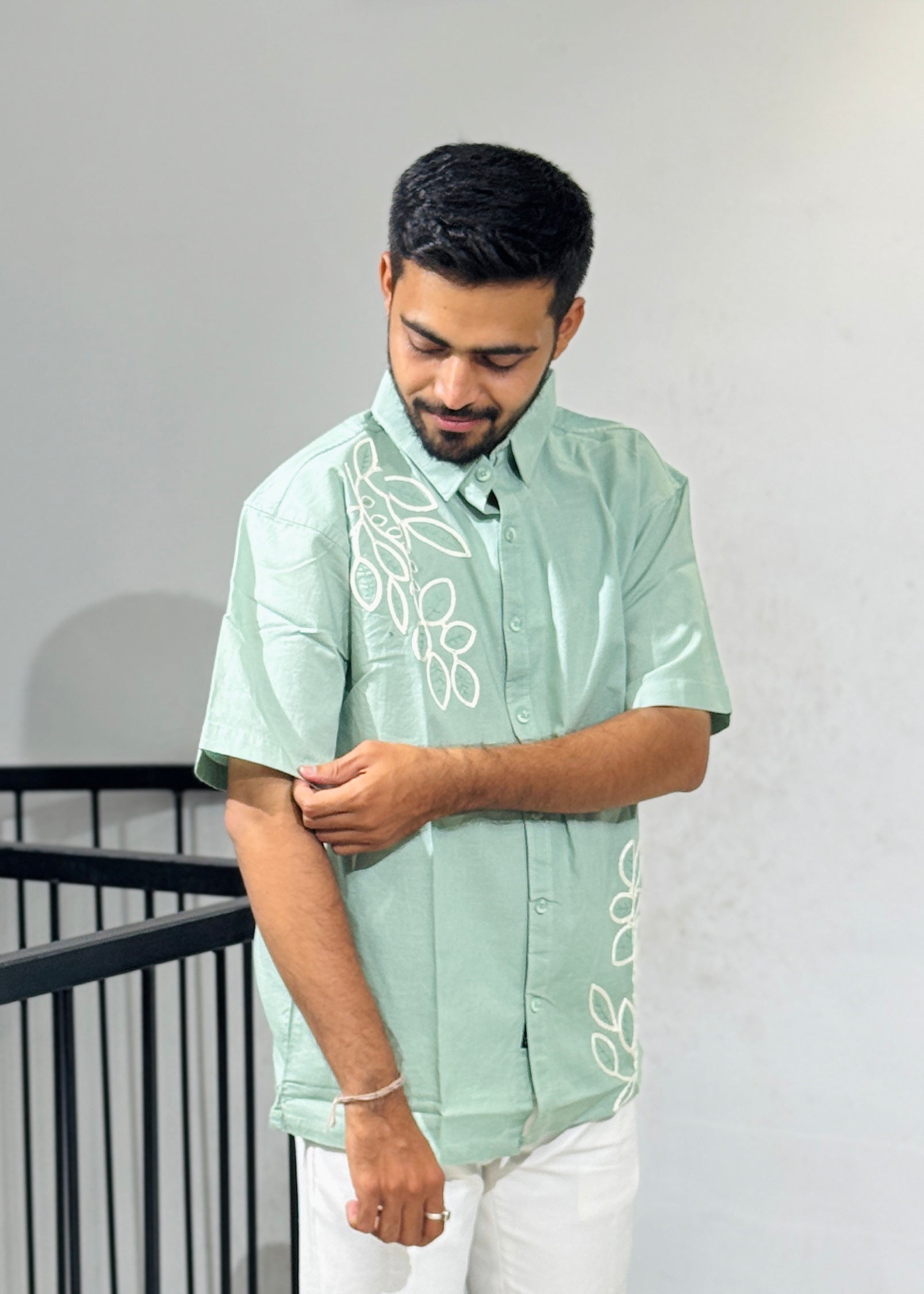 RE-08 Embroidery Shirts