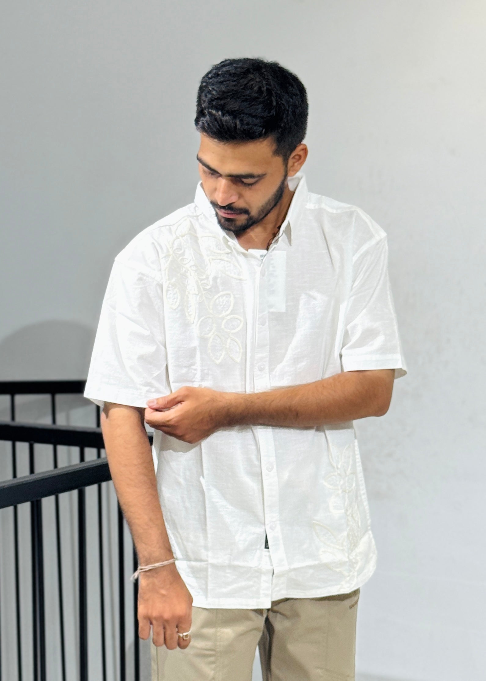 RE-08 Embroidery Shirts