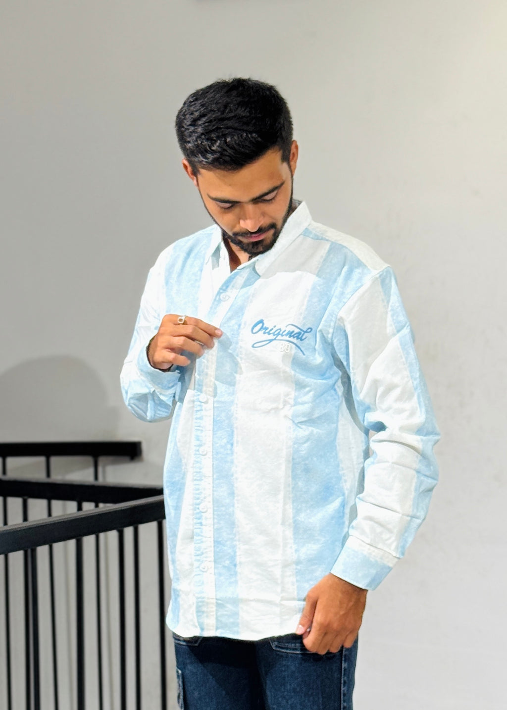 RE-75 WHITE SKY BLUE SHIRT