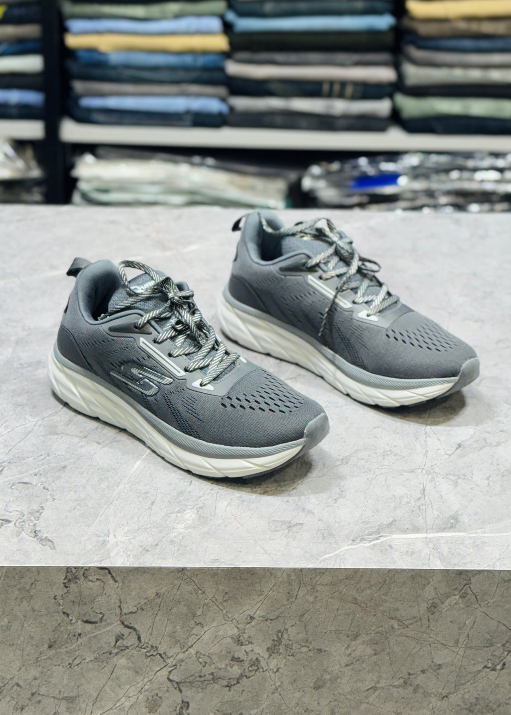 RUN GR-07 D.GREY COMFORT SHOES