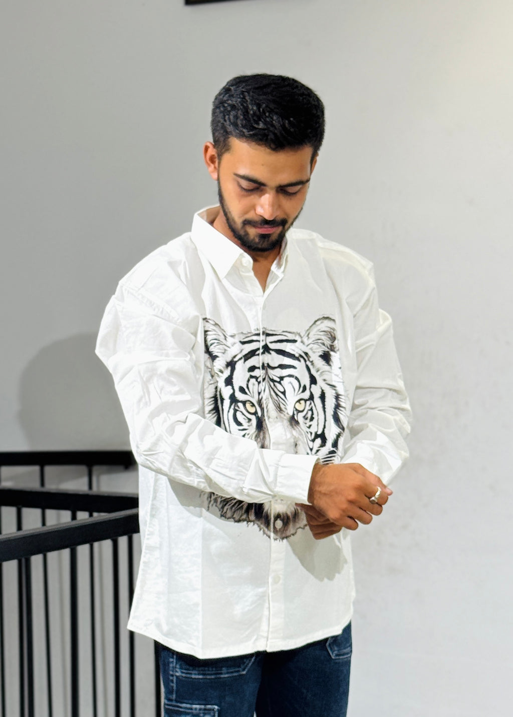 TGT 623 Tigar Print Down Shoulder Shirt